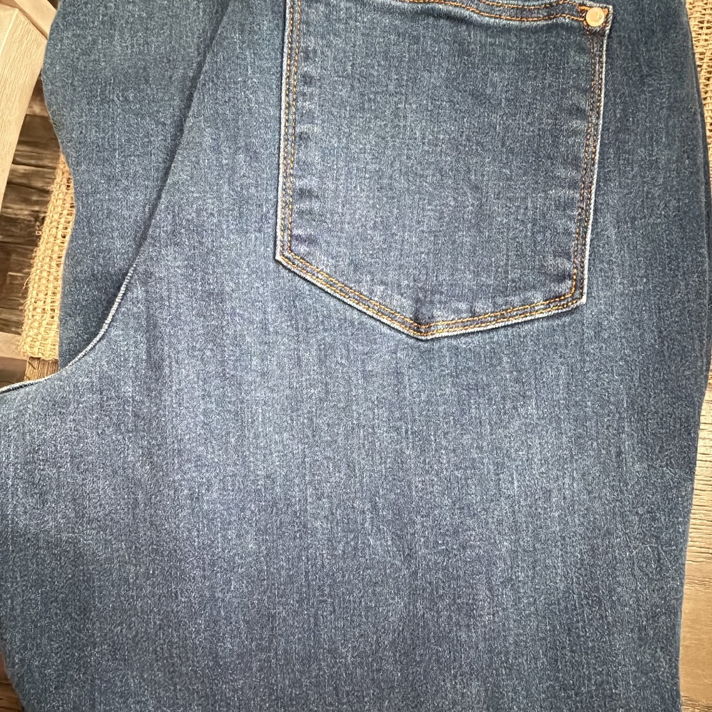 Judy Blue Women's Blue Jeans